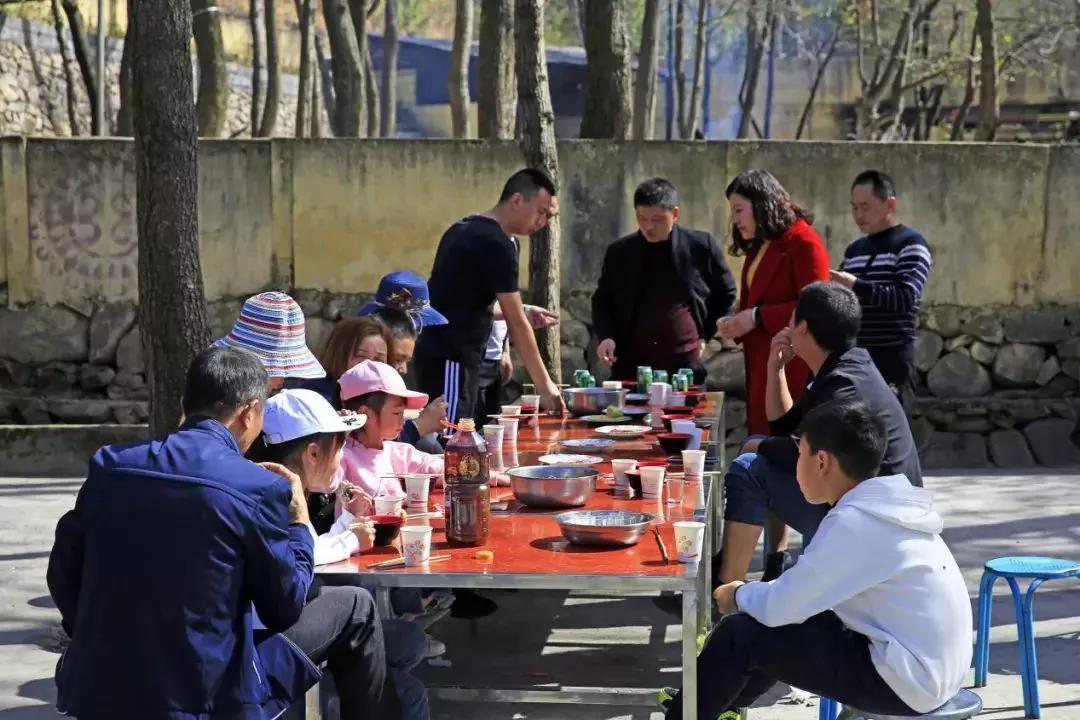 美食之旅，尽享味蕾盛宴与旅行的双重乐趣